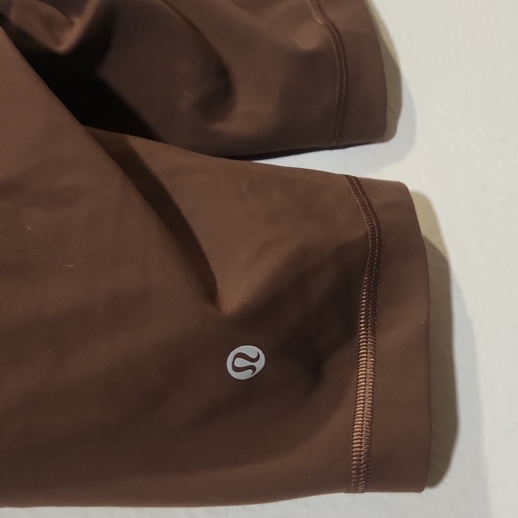 Lululemon Wunder Train High-Rise Shorts Size 2 – Fast Drying, Comfy & Cute! - Picture 8 of 10